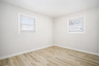 🏡 Charming, remodeled ranch home with 3 bedrooms and 1 bath! 🏡 thumbnail 6