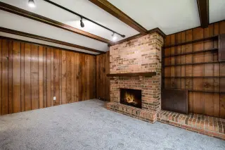 L👀k at this move-in-ready gem! thumbnail 7