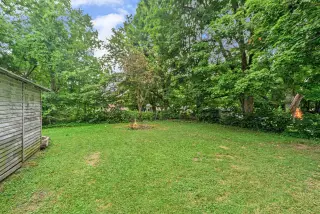 Looking for a place with potential and personality? thumbnail 3