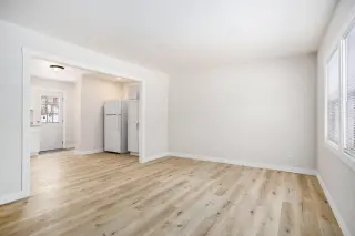 🏡 Charming, remodeled ranch home with 3 bedrooms and 1 bath! 🏡 thumbnail 15